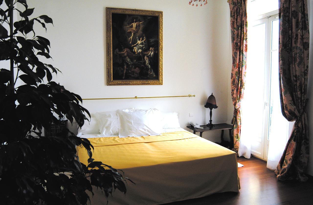 Grand Hotel Des Ambassadeurs Menton Luaran gambar
